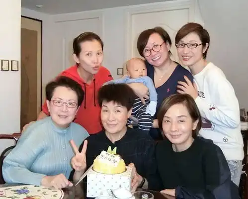  陈法蓉曝蔡少芬失恋往事,陈年旧料遭起底,网友猜与吴奇隆有关