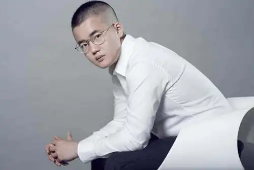  90后霸蛮张天一,北大硕士卖米粉,4年赚了5个亿,凭啥