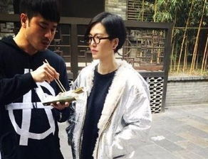  陈亦飞求婚谭维维成功5600米冈仁波齐见证彼此最特别的爱