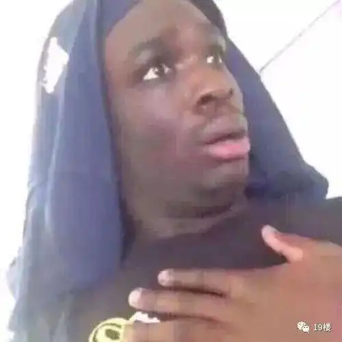  要买匡威鞋,必须得穿全套匡威进店这个要求让网友们懵了