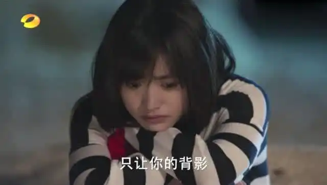 独自一人抱头痛哭表情