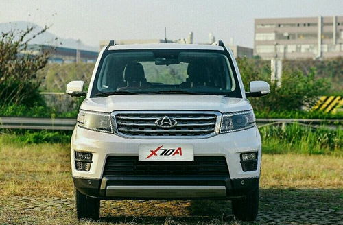  性价比很高的国产suv,外观似路虎,配7座售价5万