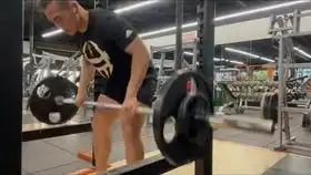  日常橄榄球训练及健身