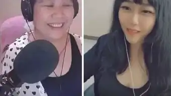  萝莉变大妈的乔碧萝殿下,直接火上了bbc