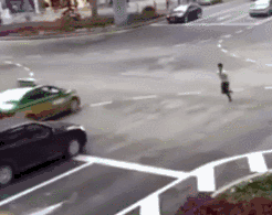 聚焦男子碰瓷失败被碾死,家属索赔巨款,交警一分不赔 聚焦男子碰瓷失败被碾死,家属索赔巨款,交警一分不赔