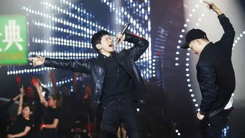 歌手总决赛帮唱嘉宾,孙楠喊来刘欢,凡希亚搭档张杰  歌手总决赛帮唱嘉宾,孙楠喊来刘欢,凡希亚搭档张杰