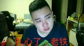  扎心了澳洲老哥半夜开车遇见袋鼠,车叫袋鼠一顿乱踹这特么找谁说理去