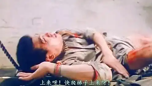  大傻哥以为妖怪近不了身,表情逐渐嚣张,结果下秒傻眼了