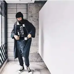  街拍常见难题穿搭100分,表情超尴尬