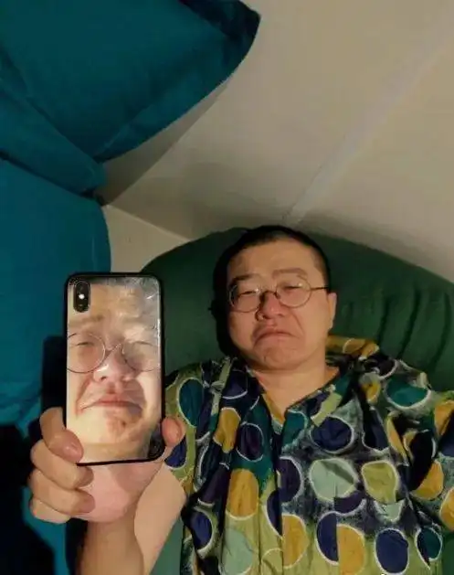  有趣的手机壳永远不会在隐秘的角落里