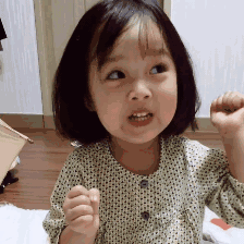  把这么萌的娃养成行走的表情包,这真的是亲妈吗