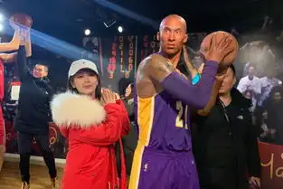 杨紫合照刘涛张一山蜡像态度大不同但两个蜡像本身的对比更扎心 杨紫合照刘涛张一山蜡像态度大不同但两个蜡像本身的对比更扎心