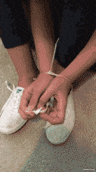  神回复我是学医的,我爸是法医,我大一挂了解剖,差点被打断腿
