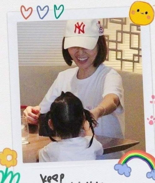  被指送女儿名牌包林心如晒表情包回应是我的