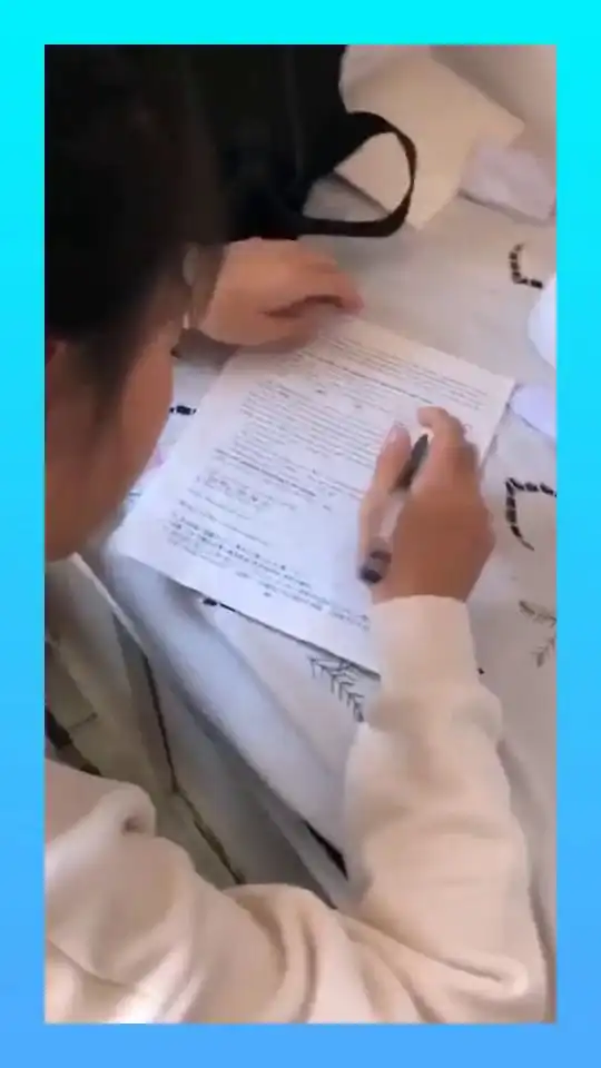  第一次看到妹妹生无可恋的表情