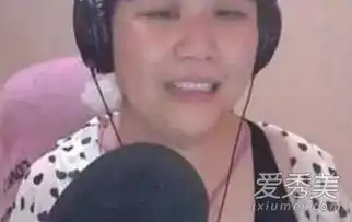 乔碧萝图片表情包大妈