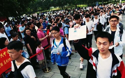  高考体检翻车现场,尴尬了备考的学生,看完笑成表情包