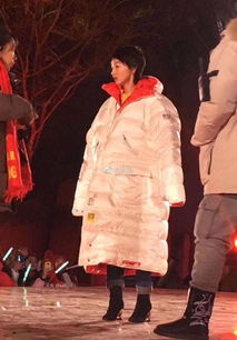  btv冰雪跨年盛典军大衣暖宝宝已就位准备好疯狂收表情包了吗