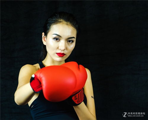 表情女拳击手中关村在线摄影论坛表情