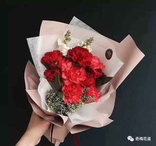  据说现在流行这样送花了,还不码起来备用