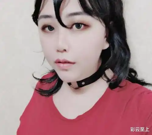  小团团成功露脸,乔碧萝疯狂晒照片,并再次为自己喊冤,将矛头指向主播晴子