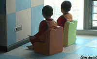  这个总出现在表情包里的小孩到底是谁啊