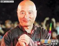  待他们长发及腰我们再开学可好表情图片各种光头帅哥表情包下载乐游网游戏下载