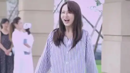  杨紫的演技真的绝了,眼神和表情都很到位,太搞笑了