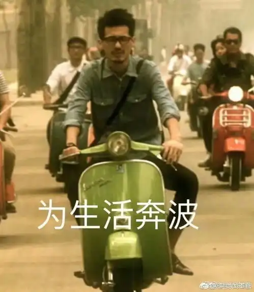  为省洗车费,男子河边洗百万路虎致车被淹