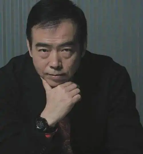  被辣目洋子圈粉的我觉得郭敬明一点都不高明