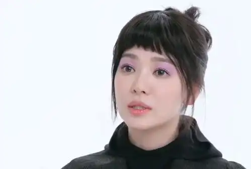  宋慧乔最新采访视频释出自曝喜欢喝酒,透露与裴秀智关系很好