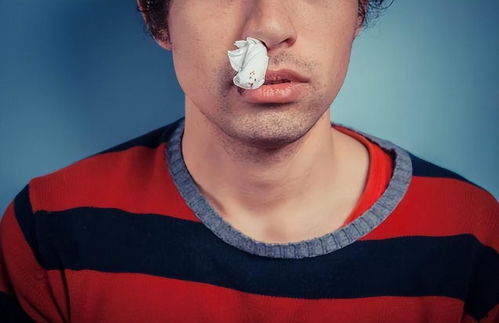  退休教授癌症晚期,西医判死刑,儿子用泥土煮水,20分钟拯救父亲