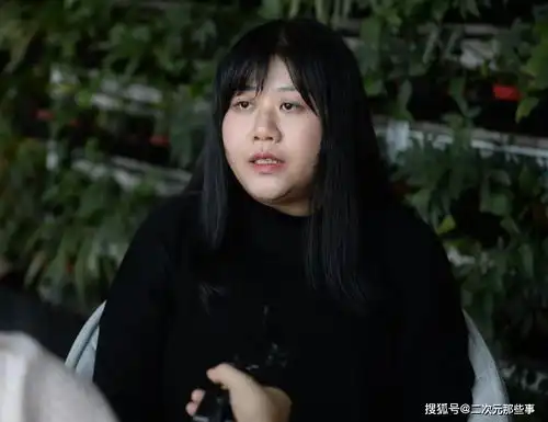  劣迹主播乔碧萝秽土转生,盗别人的照片,摇身一变成虚拟主播