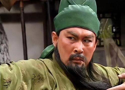  纪实饰演关羽的陆树铭,去世后没多久,饰演张飞的李靖飞也跟着病逝