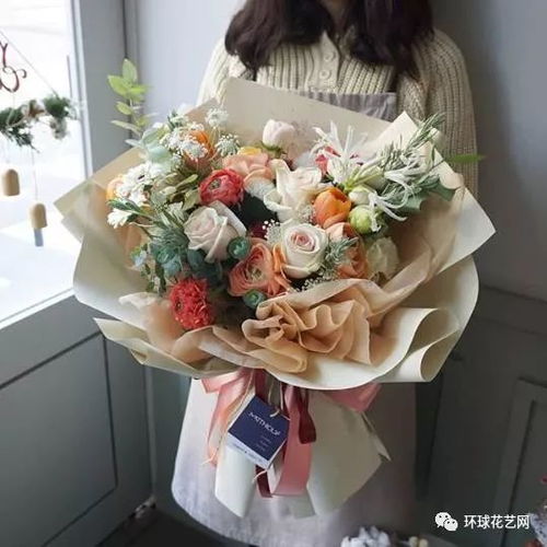  花束的色彩奥秘就在于鲜花与包装的精彩碰撞