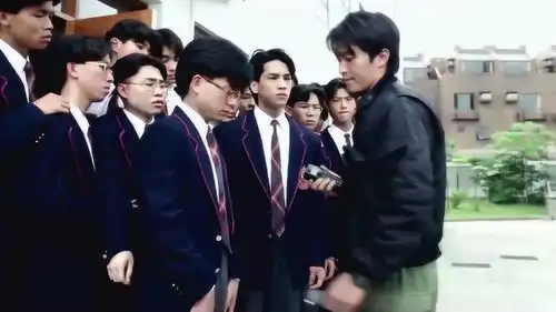  逃学威龙现场拍摄花絮,经典就是棒,周星驰不愧是喜剧之王