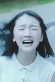  周冬雨马思纯亲身演绎高妹和矮个萌妹的经典穿搭
