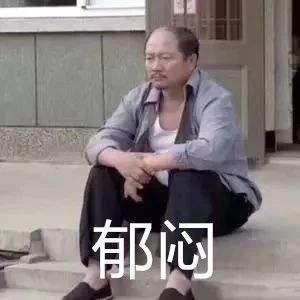  乱拳打死男朋友玩家带女友吃鸡开局就遭暴打你怎么冒绿色酱汁