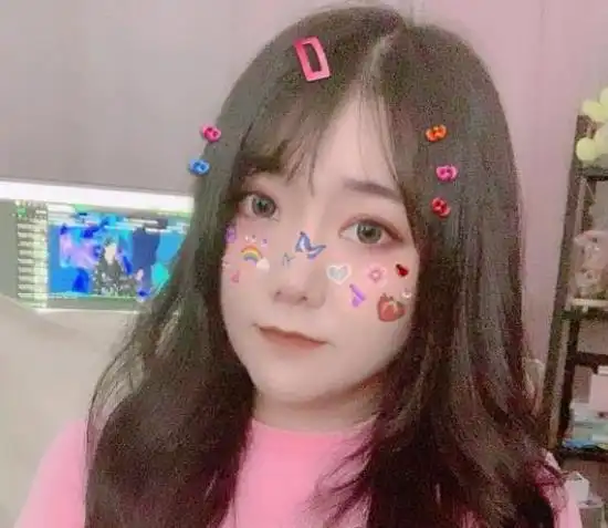  火线妹也是乔碧萝昔日照片可爱依旧,或成小团团呆妹最强对手