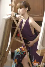  柳岩画室迷情女郎写真性感优雅哀而不伤