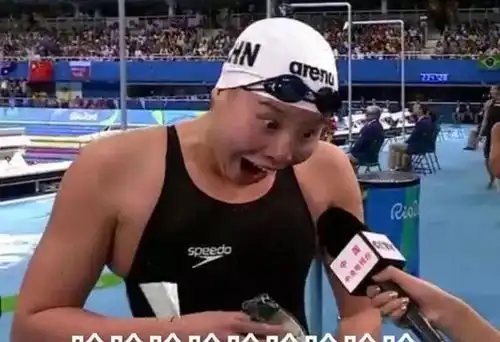  难怪傅园慧一直不穿裙子,因为当看到她穿上裙子后,会有心动的感