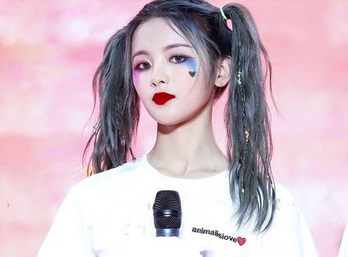  明星小丑妆,杨紫喜感,虞书欣可爱,看到蒋依依叛逆女上线瞬间