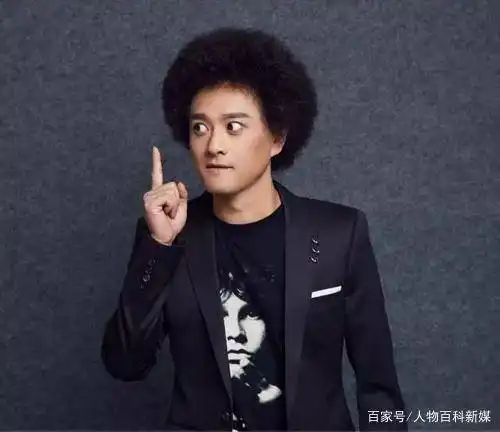 赵英俊追悼会现场曝光,多位明星到场送别,薛之谦掩面痛哭 赵英俊追悼会现场曝光,多位明星到场送别,薛之谦掩面痛哭