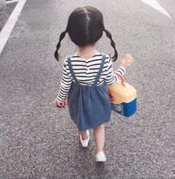  这个5岁的小女孩火了,成新一代国民表情包看完又又又想生女儿了