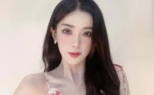  又一个乔碧萝来了女网红镜头翻车,早期照片曝光不敢认