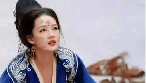  李沁第一次上快本被谢娜叫错名字,现她用这几张图打脸谢娜
