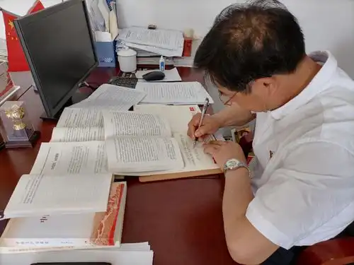  青阳县乔木乡深入党史学习成就更好自我