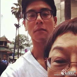  又多了一个国民婆婆彭于晏带70岁妈妈旅游,引粉丝强势围观,纷纷认起婆婆来......