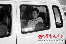 被中年女子放在斑马线上5月大男婴当街被碾身亡 被中年女子放在斑马线上5月大男婴当街被碾身亡