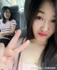  妹纸,这链子还很好看的